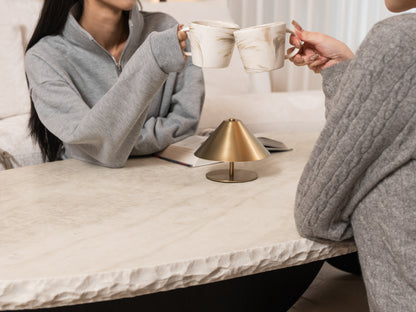 石嶼茶几 Stone Isle