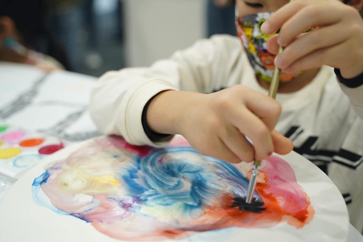 桌面不吃色，你只要專心吃飯就好